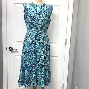 LOFT, NWT ladies pretty sleeveless lightly lined spring dress. Size medium